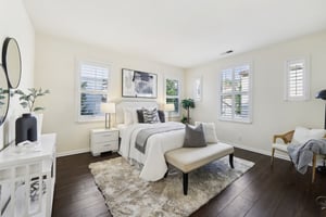 Arezzo Pointe Ln-0105-027.jpg