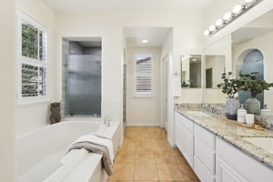 Arezzo Pointe Ln-0105-030.jpg