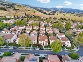 Arezzo Pointe Ln-0105-048.jpg