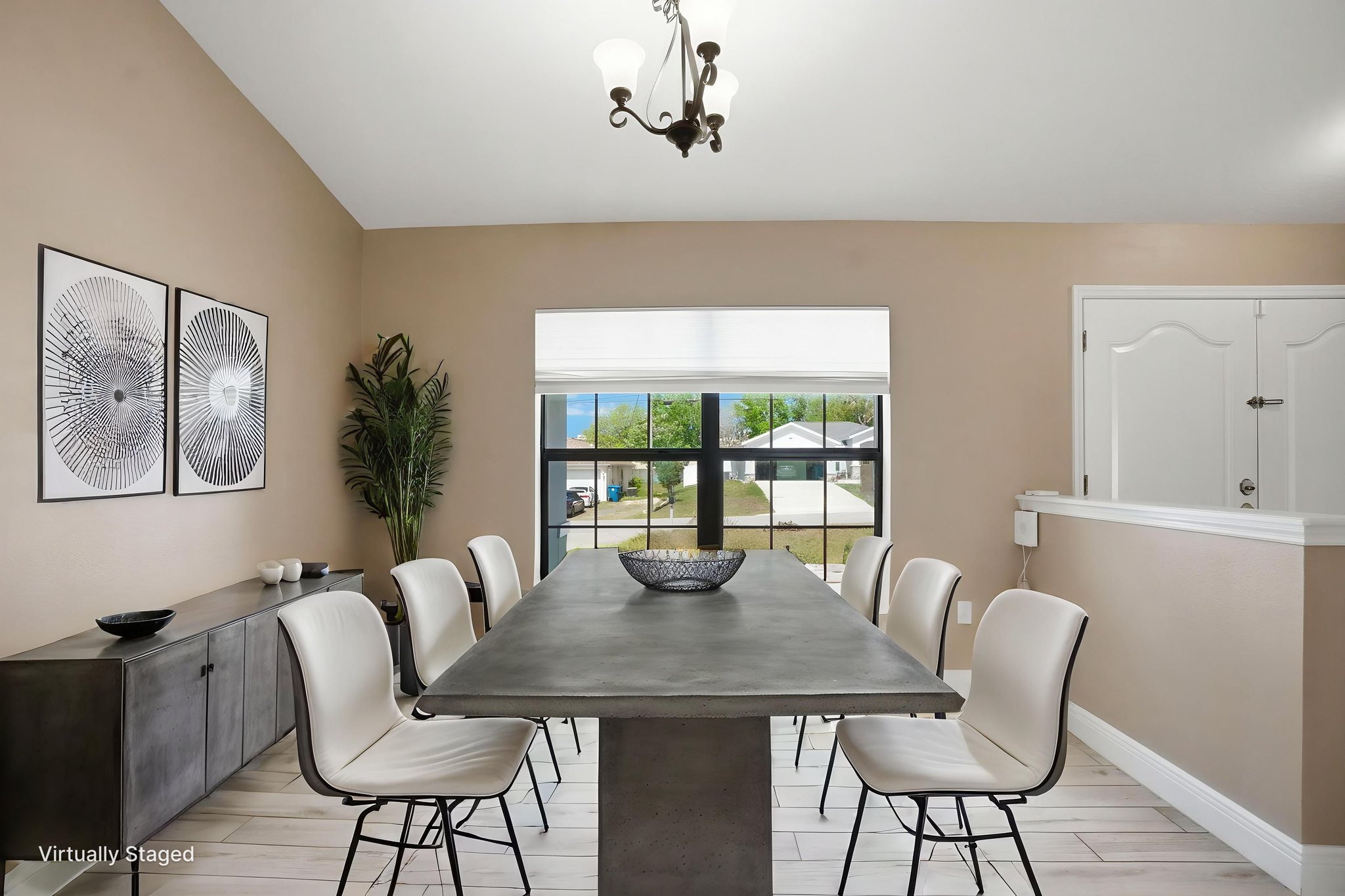 PTS_002 (2) virtually staged.jpeg