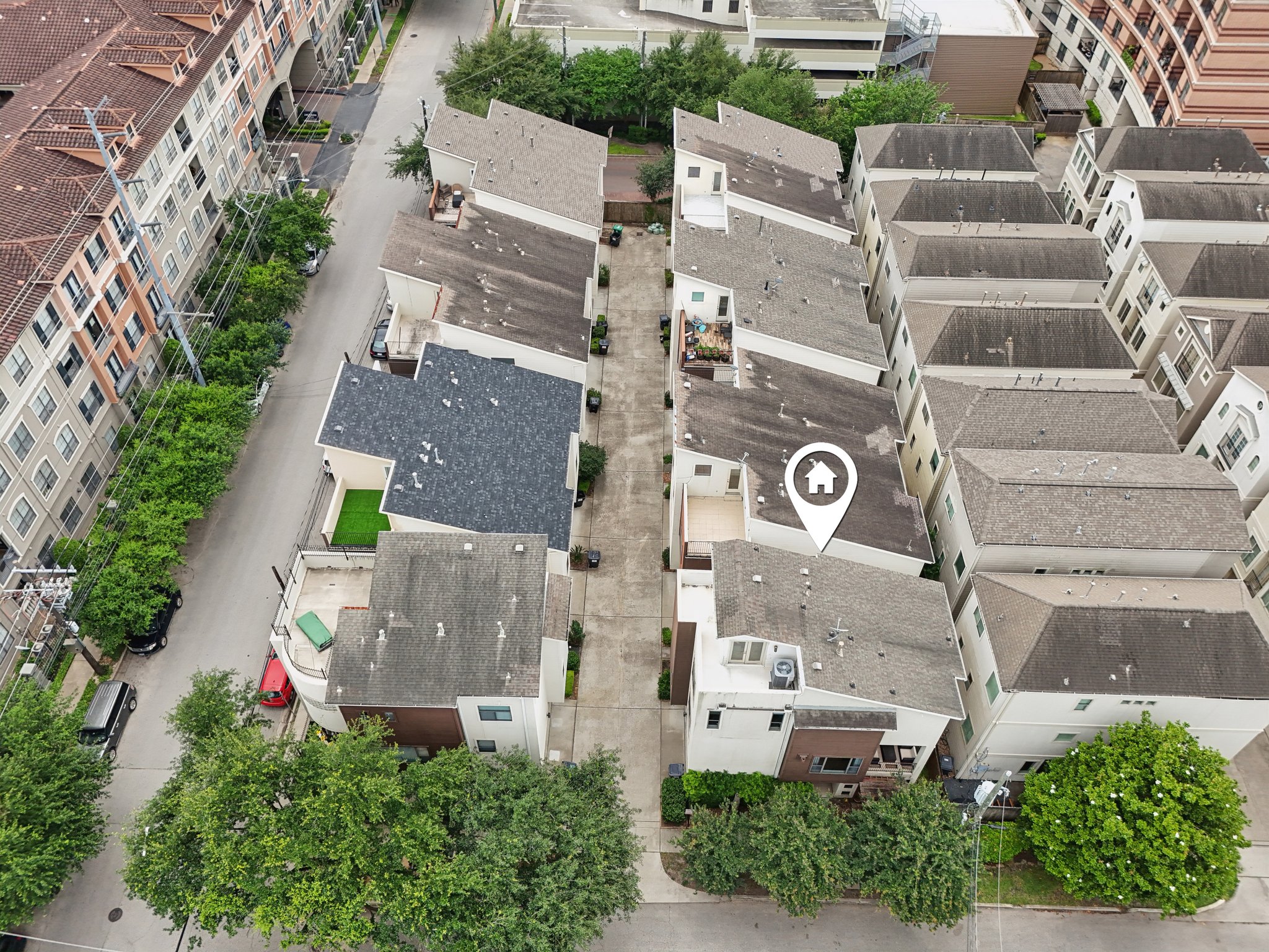 Dickson St-2205-042.jpg