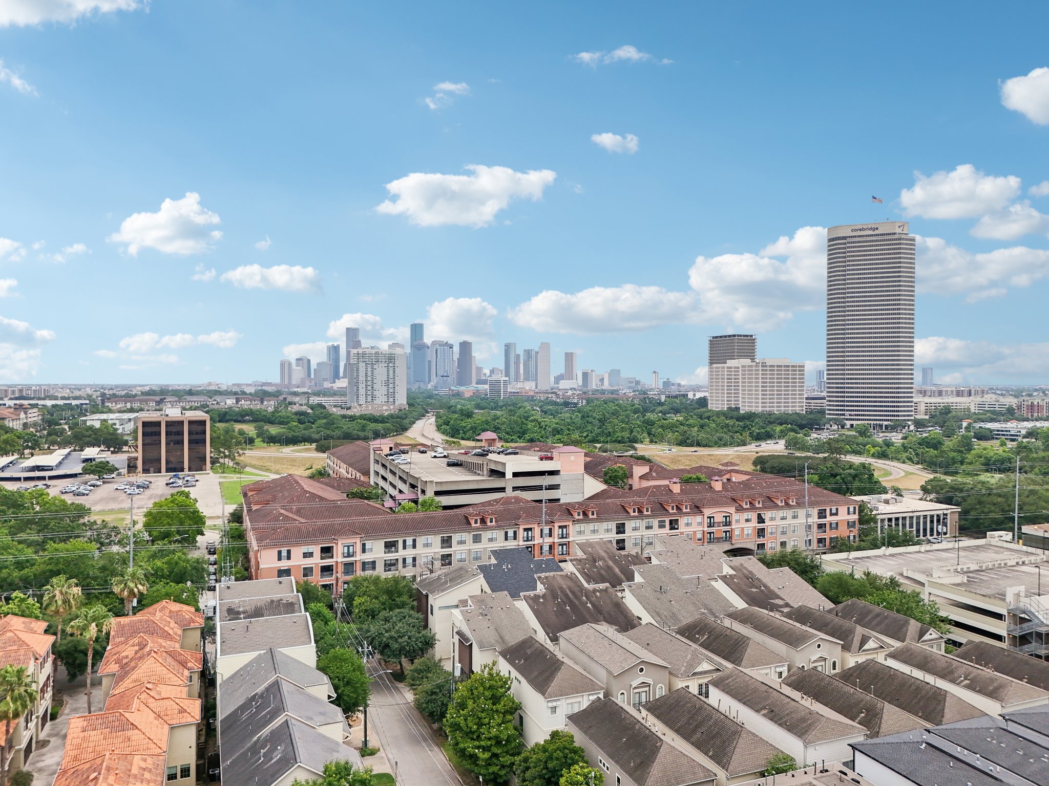 Dickson St-2205-045.jpg