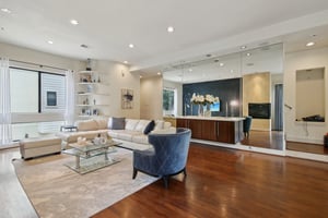 Dickson St-2205-009.jpg
