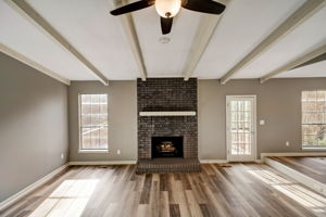 Fox Glen Rd NW-004