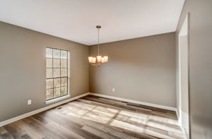 Fox Glen Rd NW-005