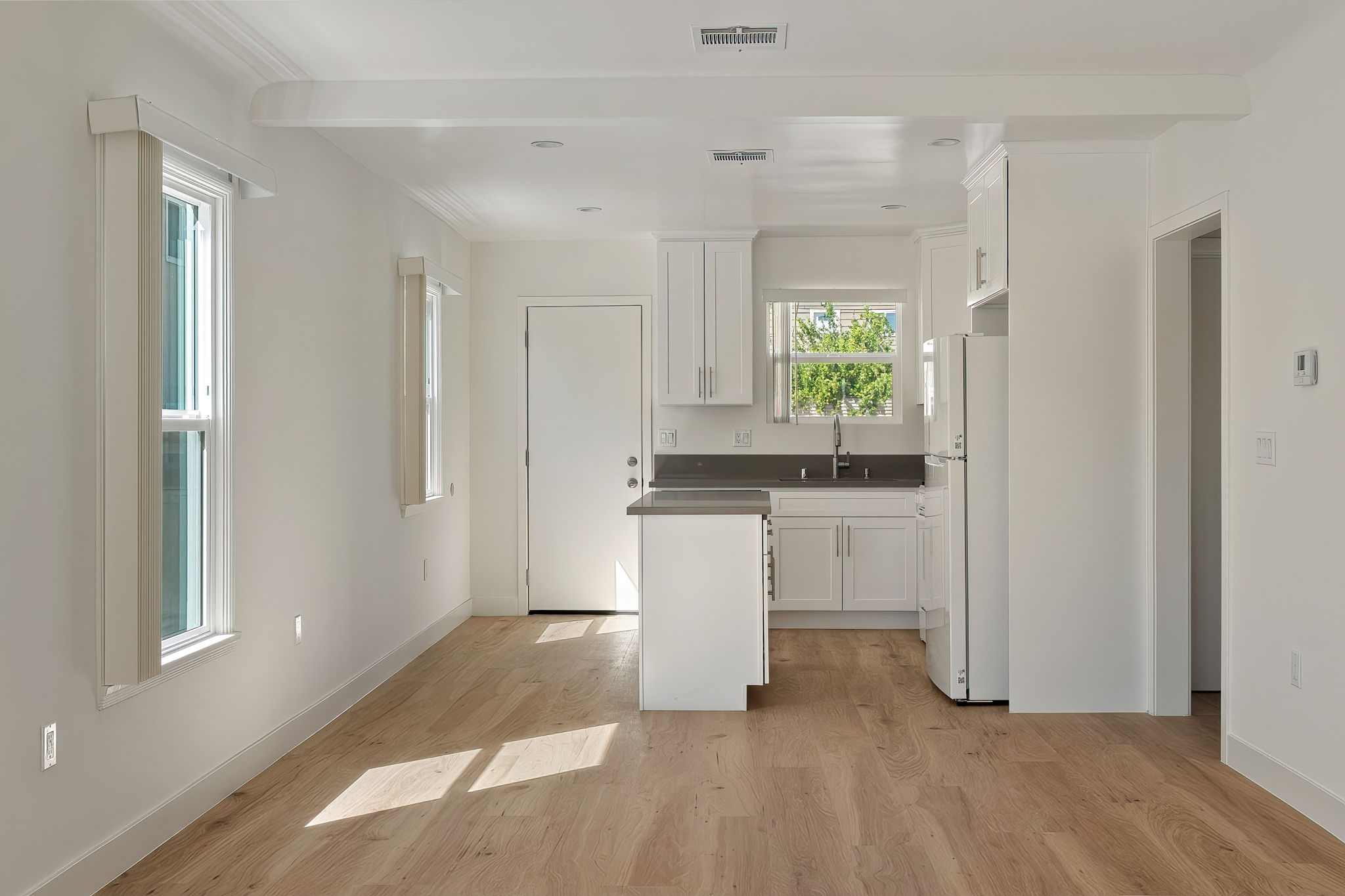 413 Irving Avenue-6