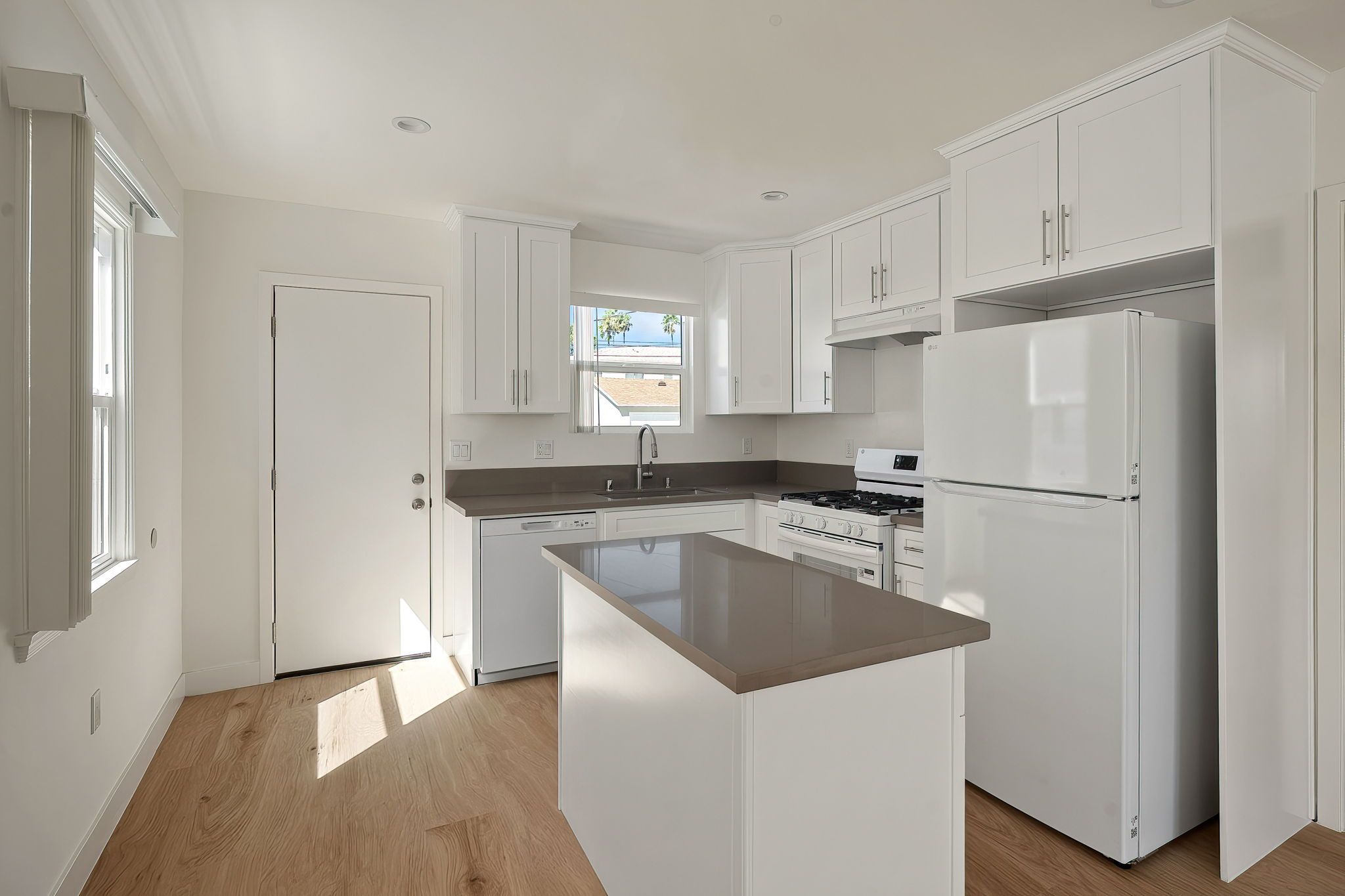 413 Irving Avenue-9