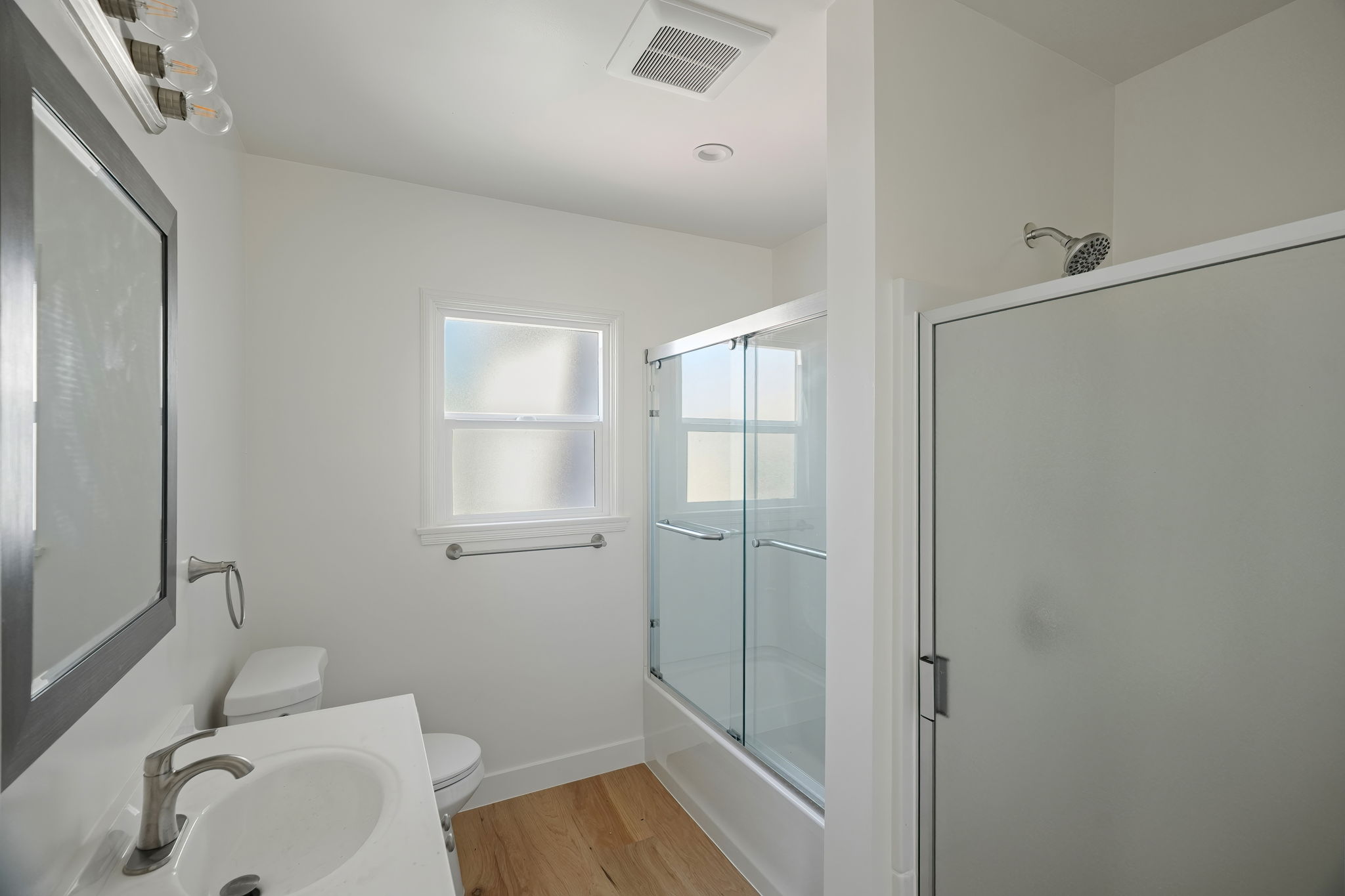 413 Irving Avenue-17