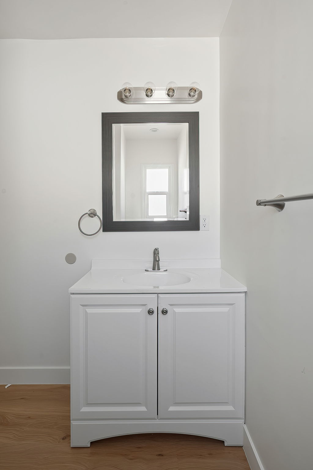 413 Irving Avenue-23