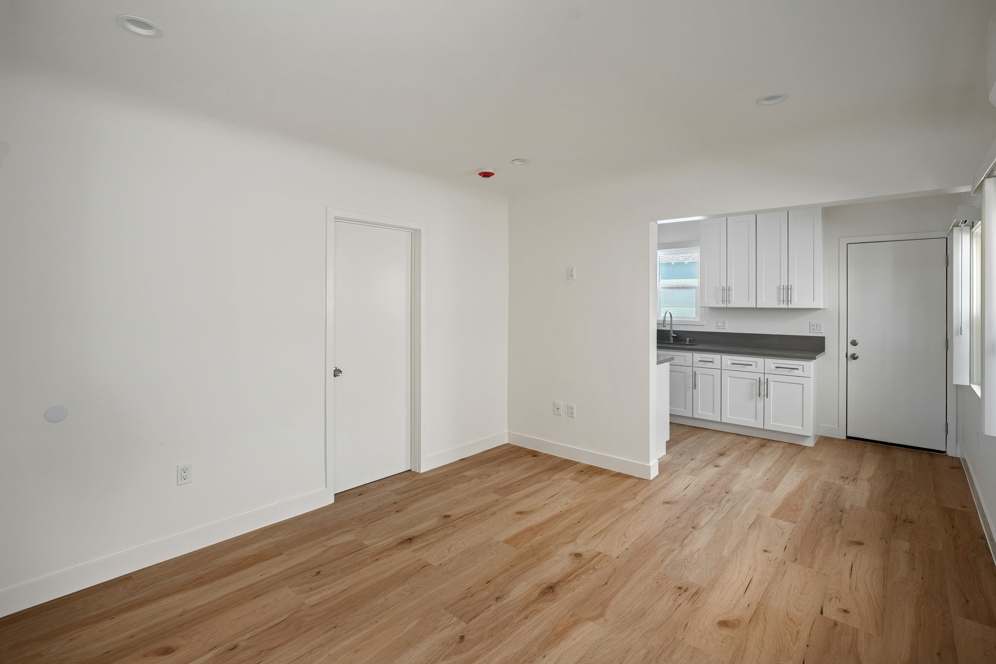 419 Irving Avenue-4