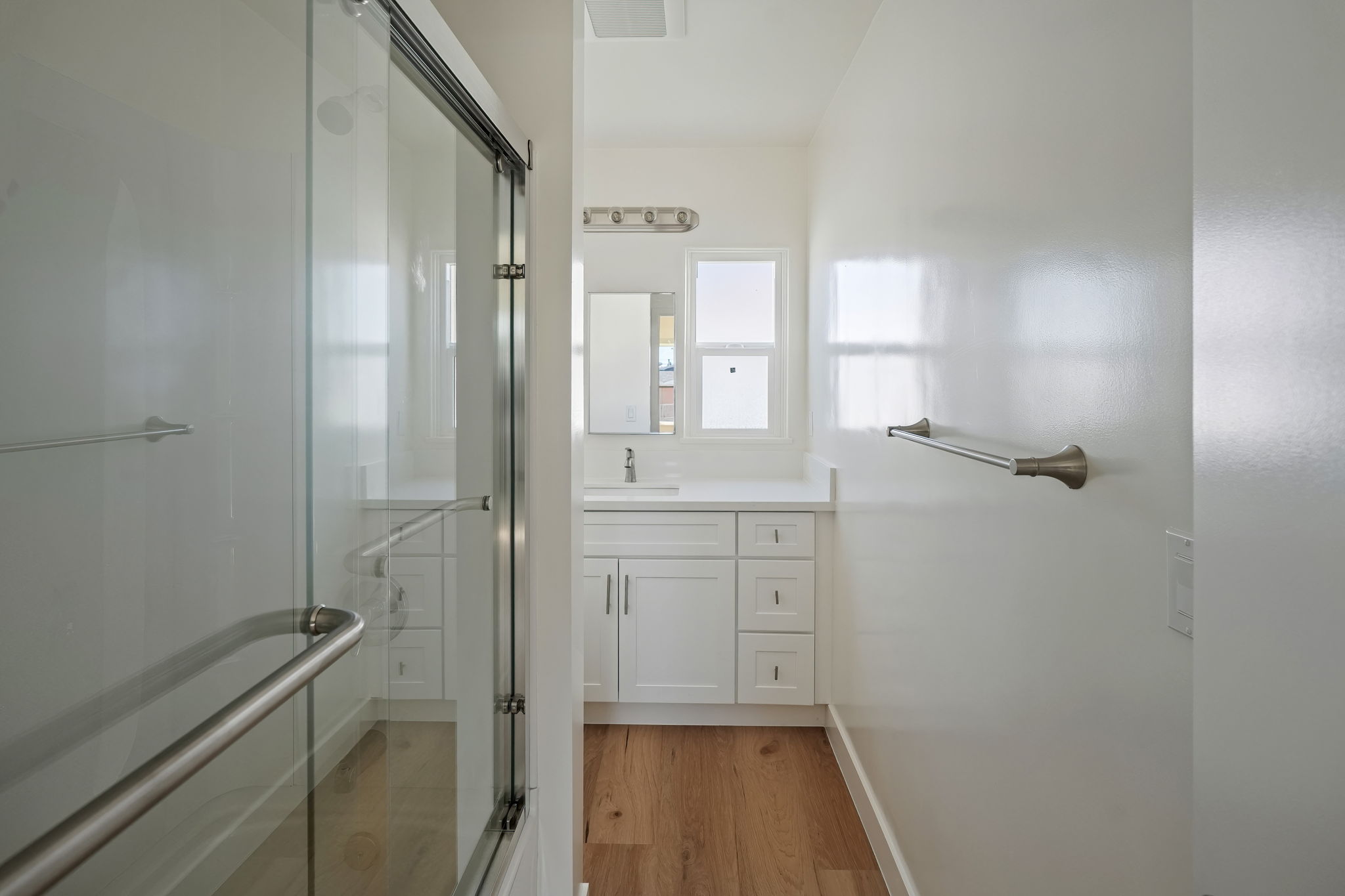 419 Irving Avenue-15