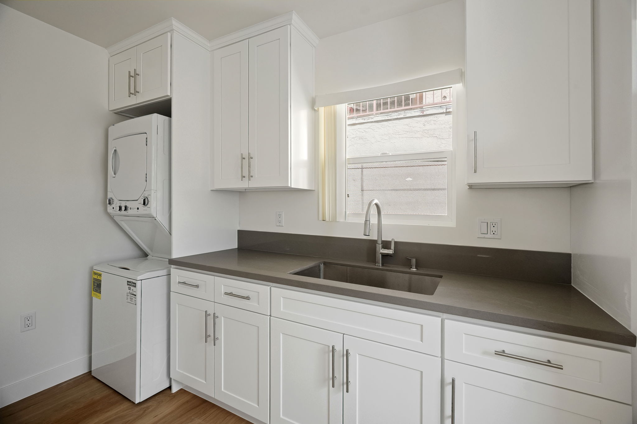 419A Irving Avenue-10