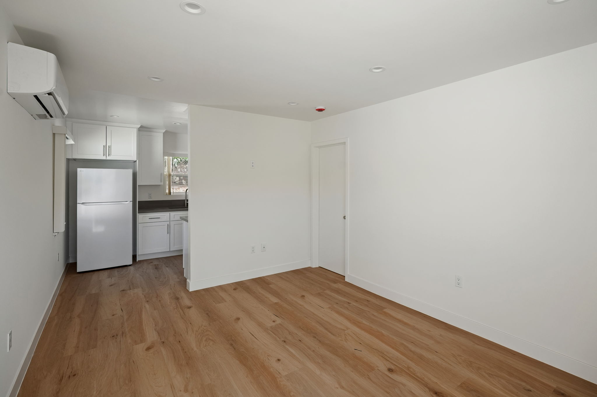 419B Irving Avenue-4