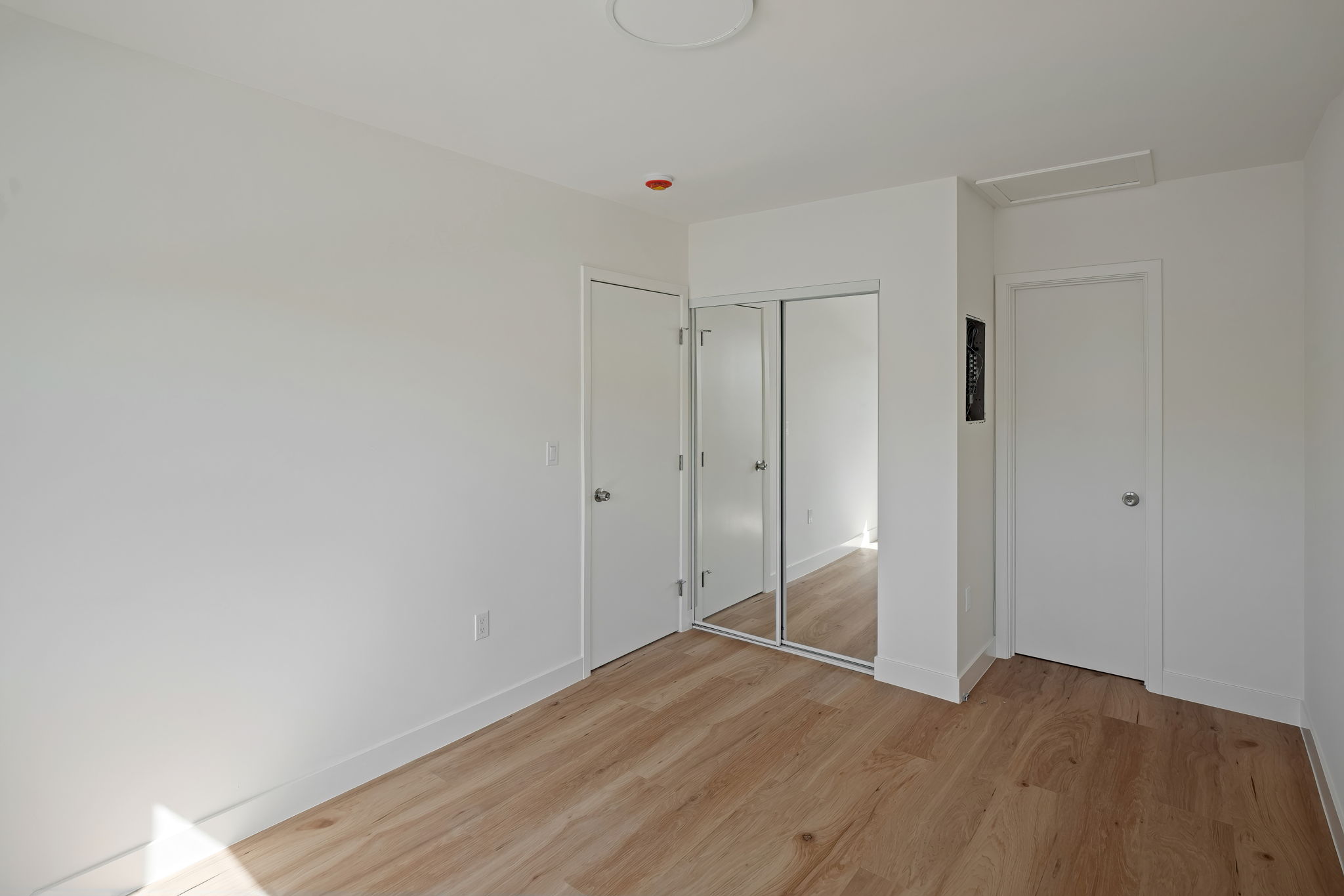 419B Irving Avenue-9