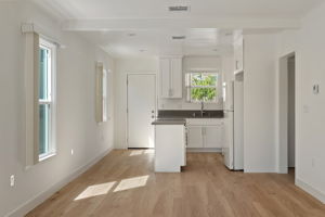 413 Irving Avenue-6