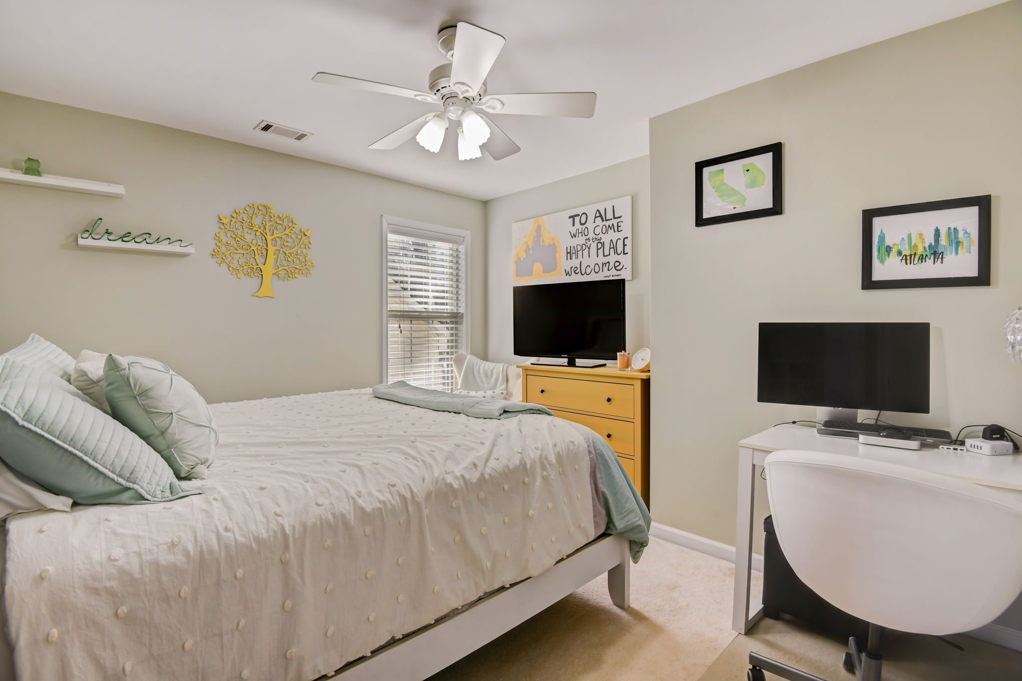 Kensington Parc Dr-022