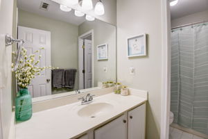 Kensington Parc Dr-023
