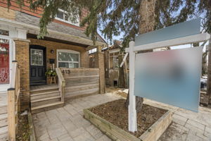 413 Main St, Toronto ON
