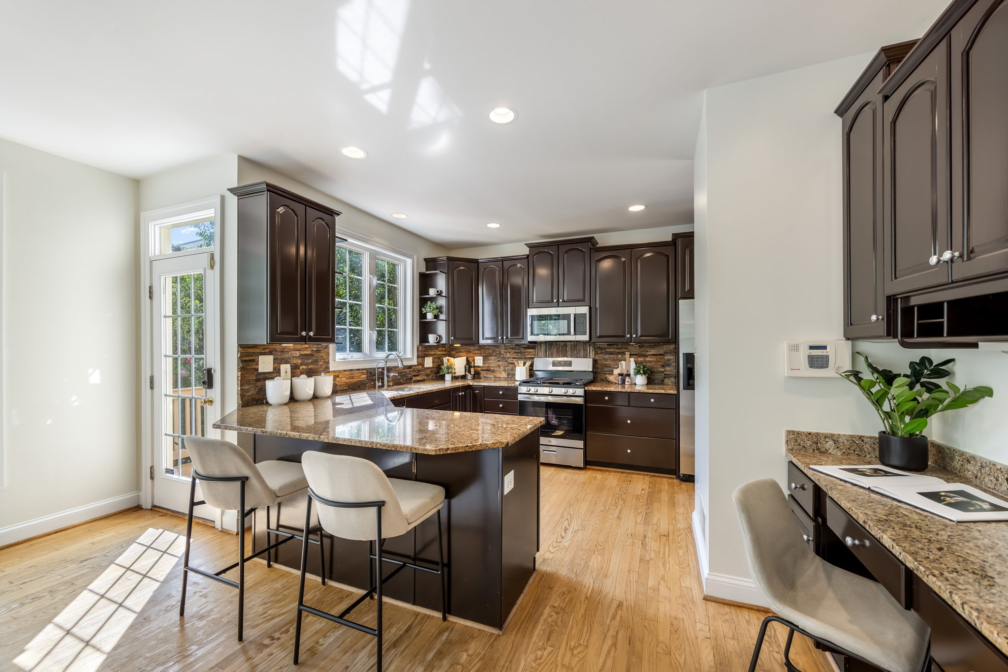 Updated Kitchen with Breakfast Bar & Built-in Desk