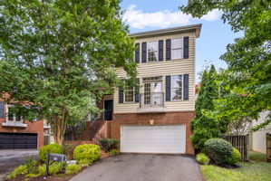 ARLINGTON | BONAIR - 4BR/2FB/2HB, min to Ballston! ​
