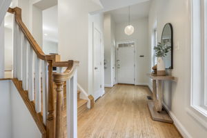 Open and Bright Entryway