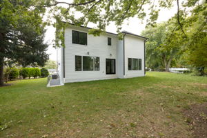 00141_15A0471_413 Orleans Cir SW Vienna, VA 22180 Theresa Valencic