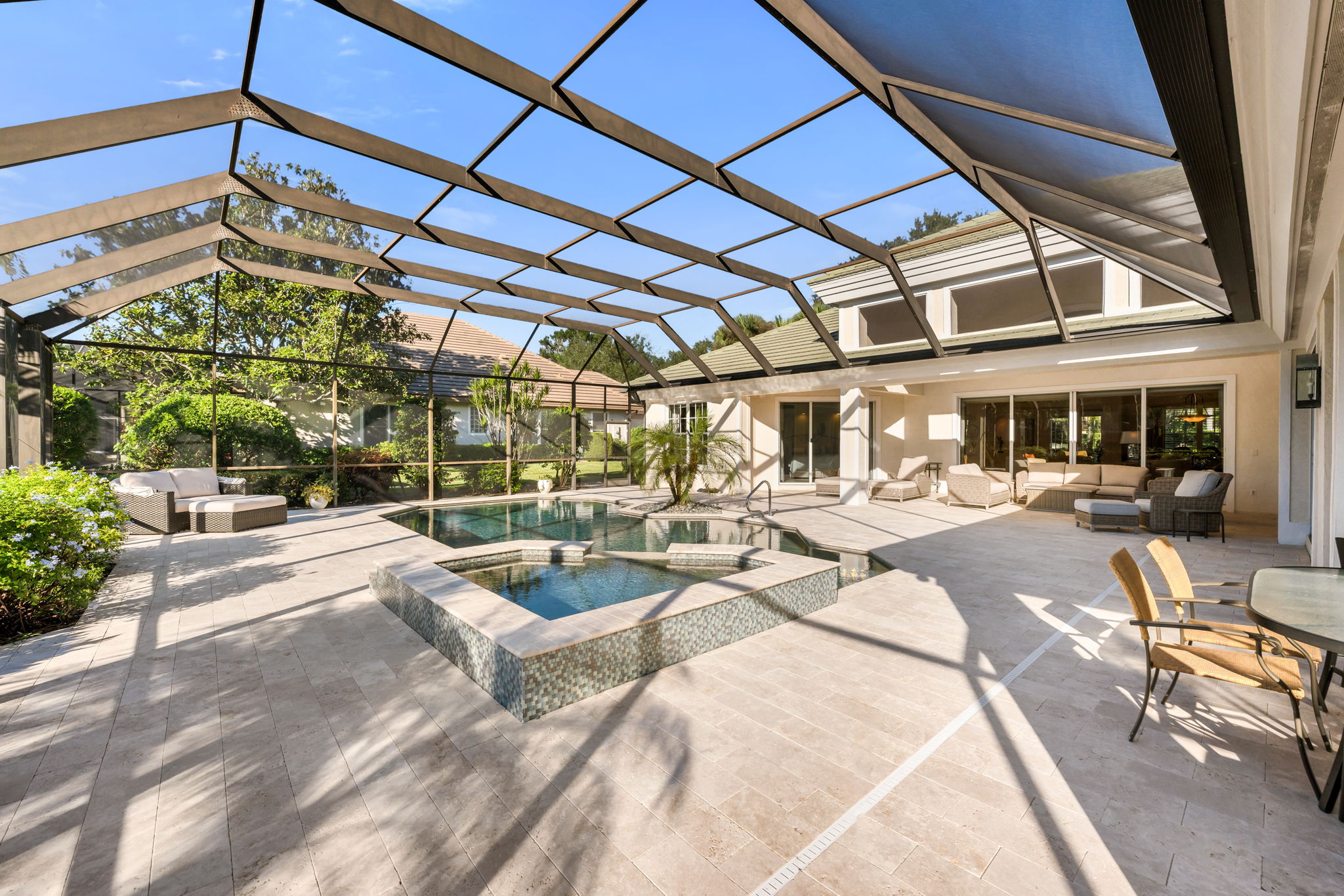 Lanai Pool 2