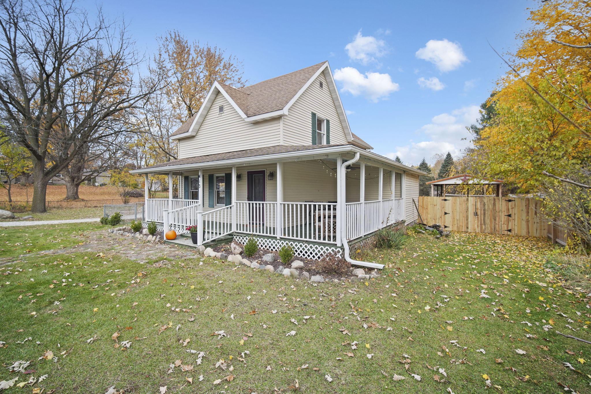 413 Russell St, Leslie, MI 49251 Sharper Home Media