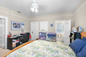  Photo 30