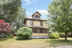  Photo 0
