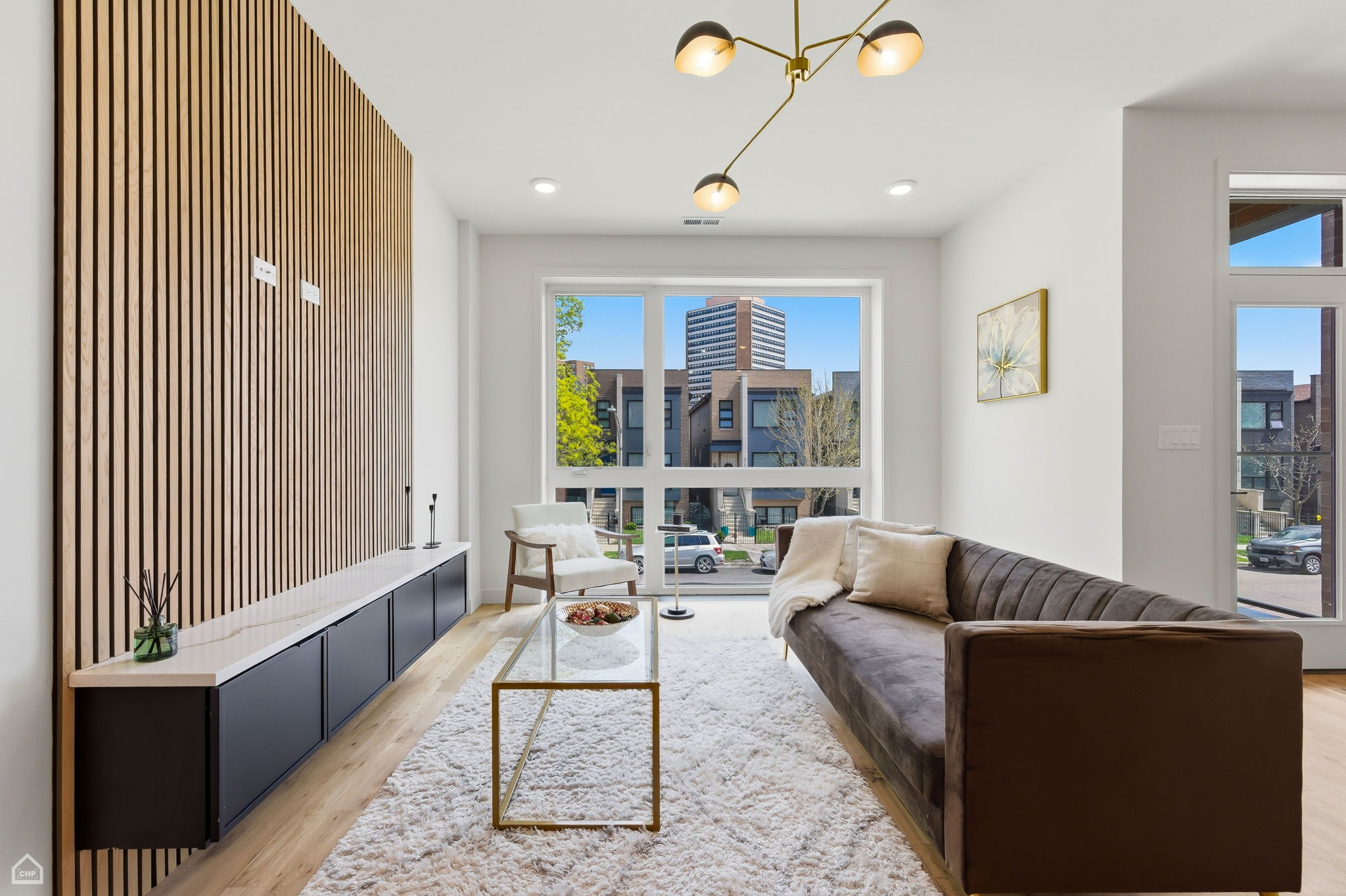 4130 S Calumet Ave 201 - Biazar_041526_004