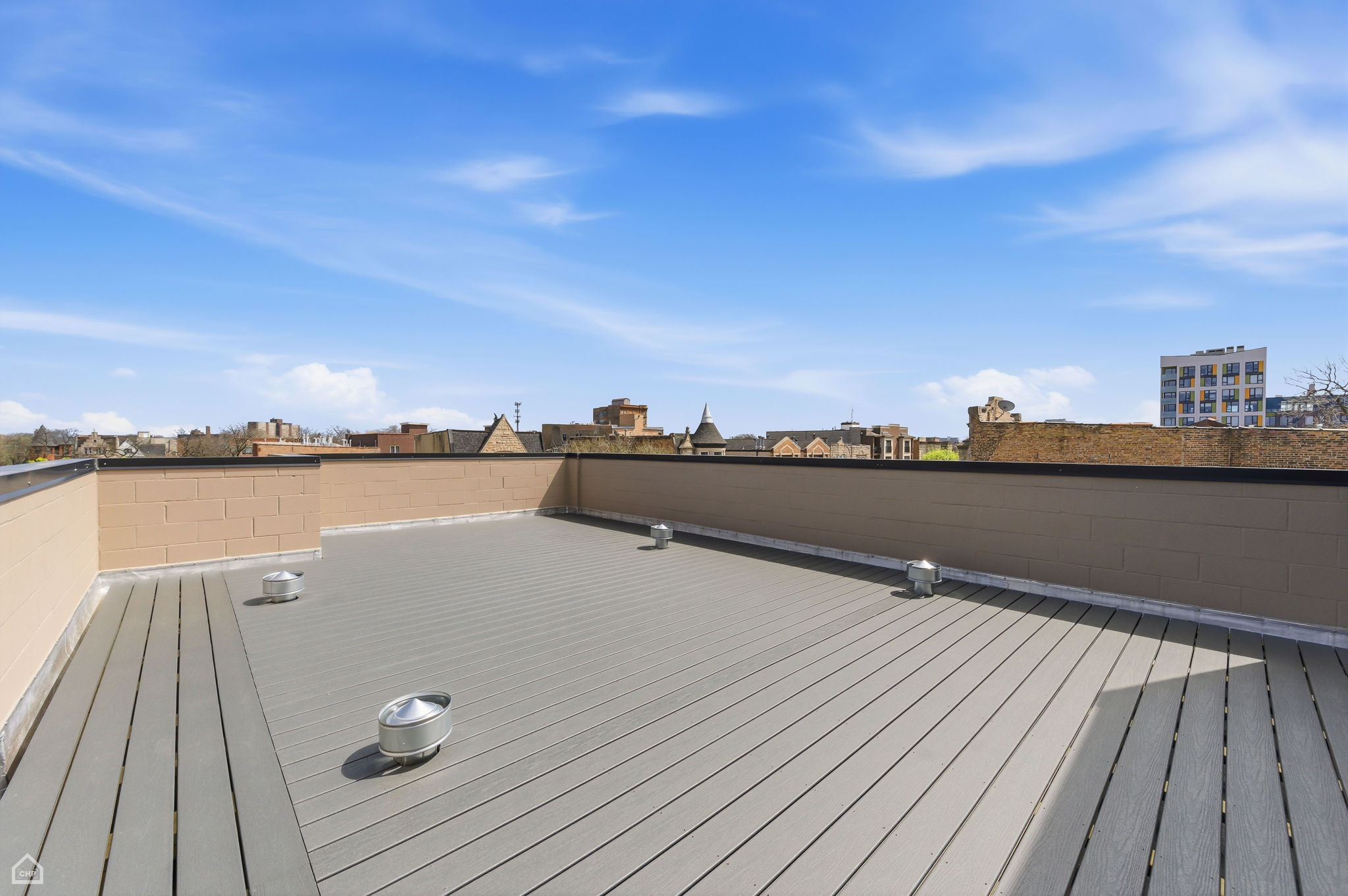 4130 S Calumet Ave 201 - Biazar_041526_029