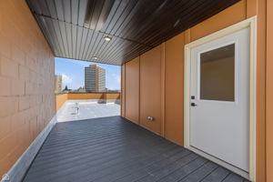 4130 S Calumet Ave 201 - Biazar_041526_026