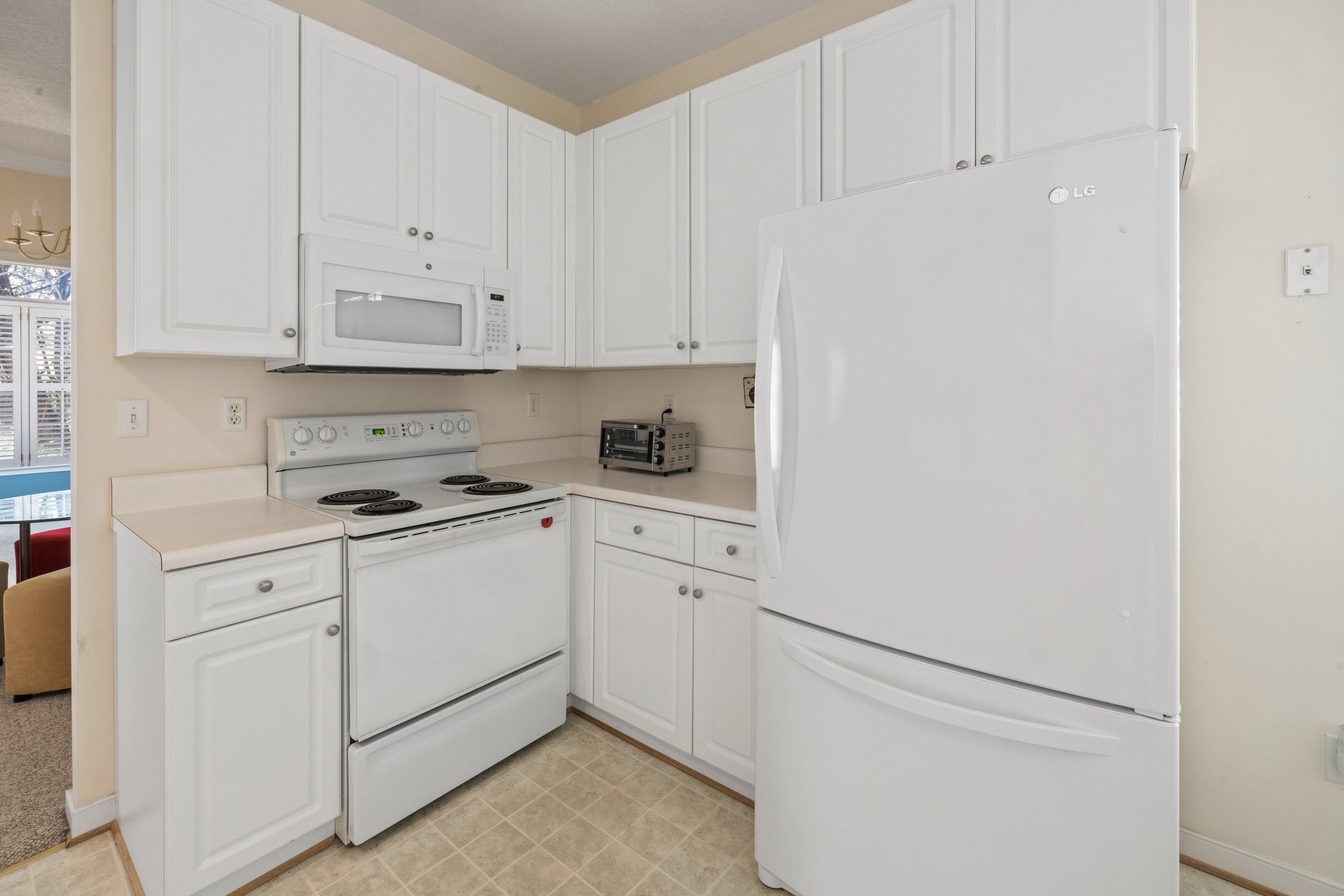 4133 English Holly Cir, Richmond, VA 23294 | Tour VA Homes