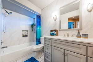 Bathroom2-2