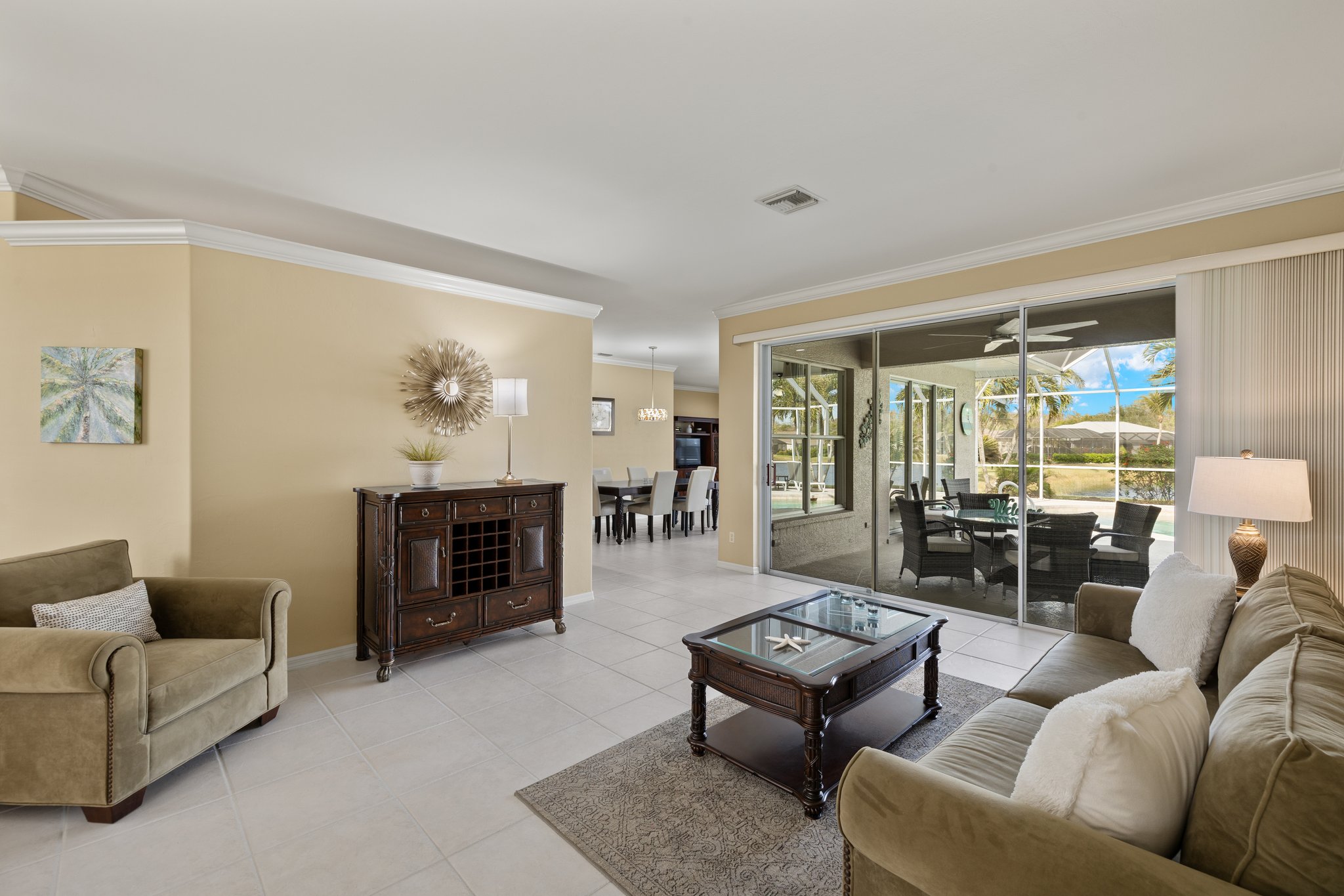 Living Room 1 of 3.jpg