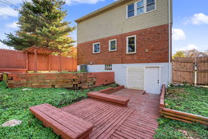  Photo 44