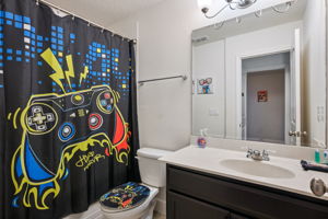  Photo 24
