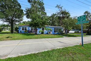 Front Exterior6