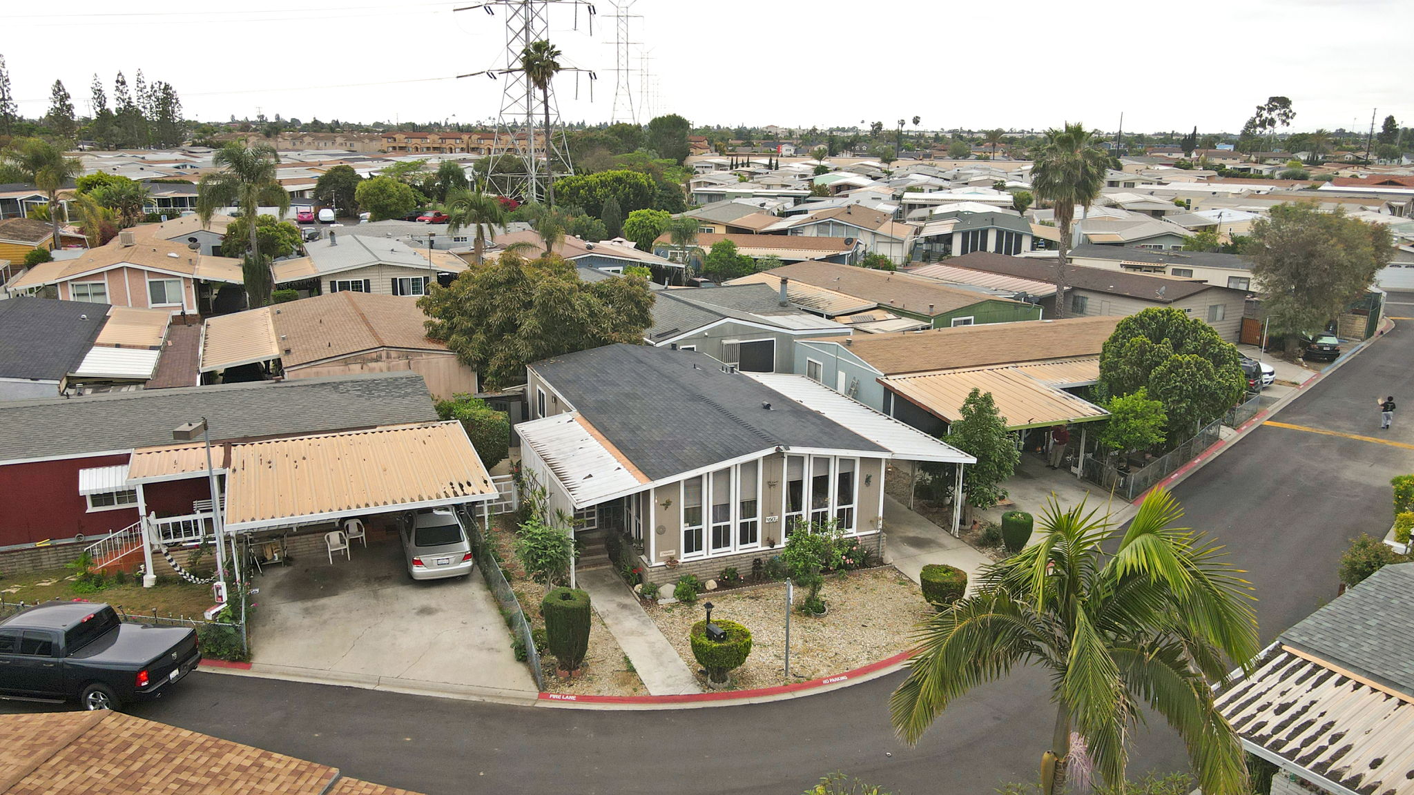  Photo 40
