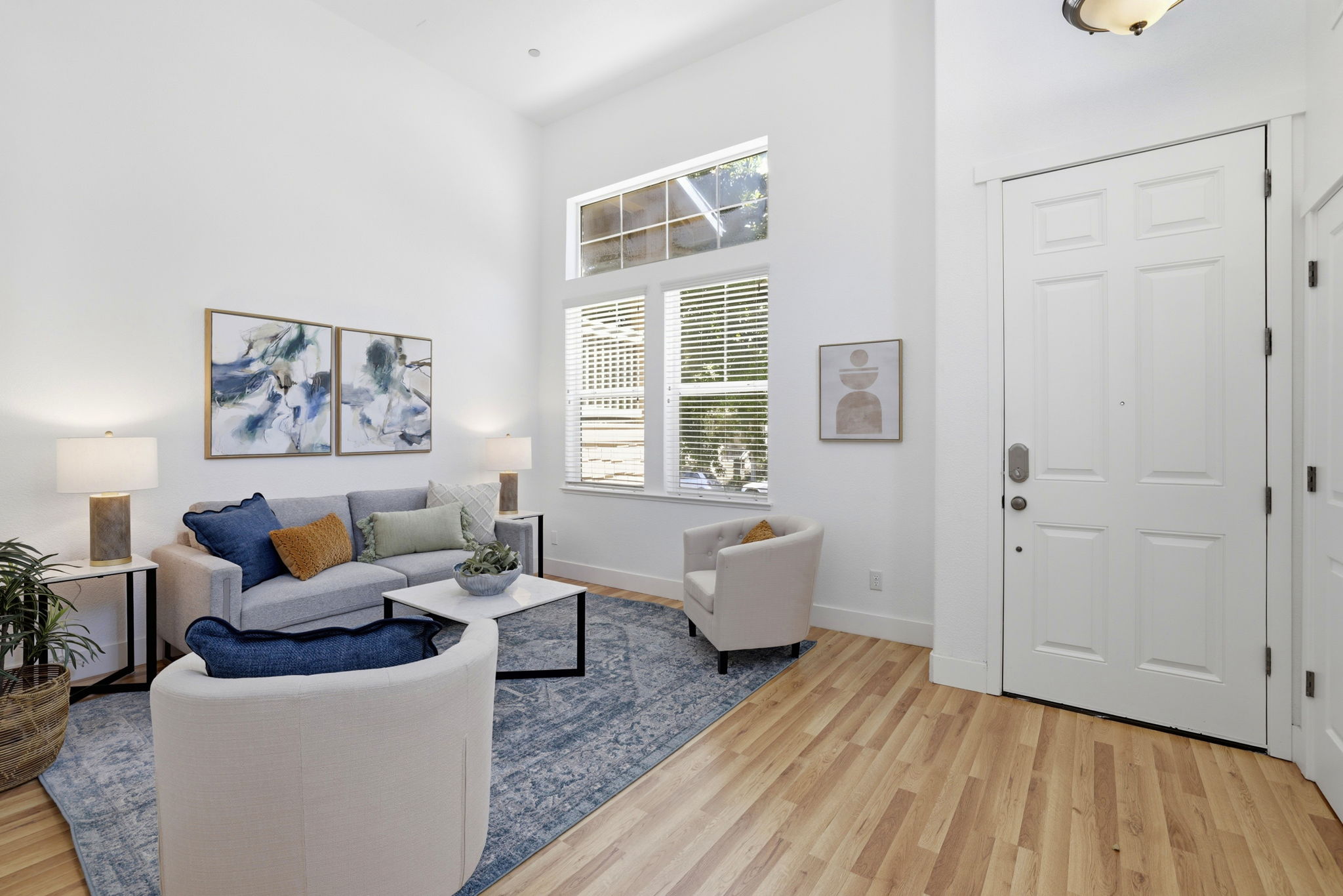 009_F8_414 17th St