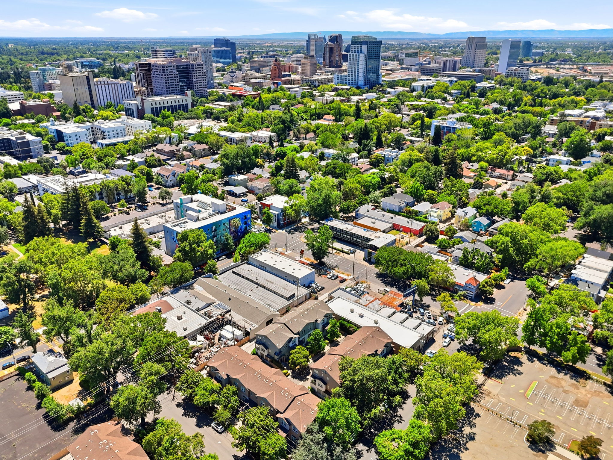 012_F8_AERIAL_414 17th St