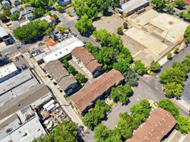 003_F8_AERIAL_414 17th St