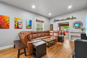 4th Ave-S0105-007.jpg