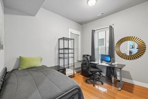 4th Ave-S0105-024.jpg