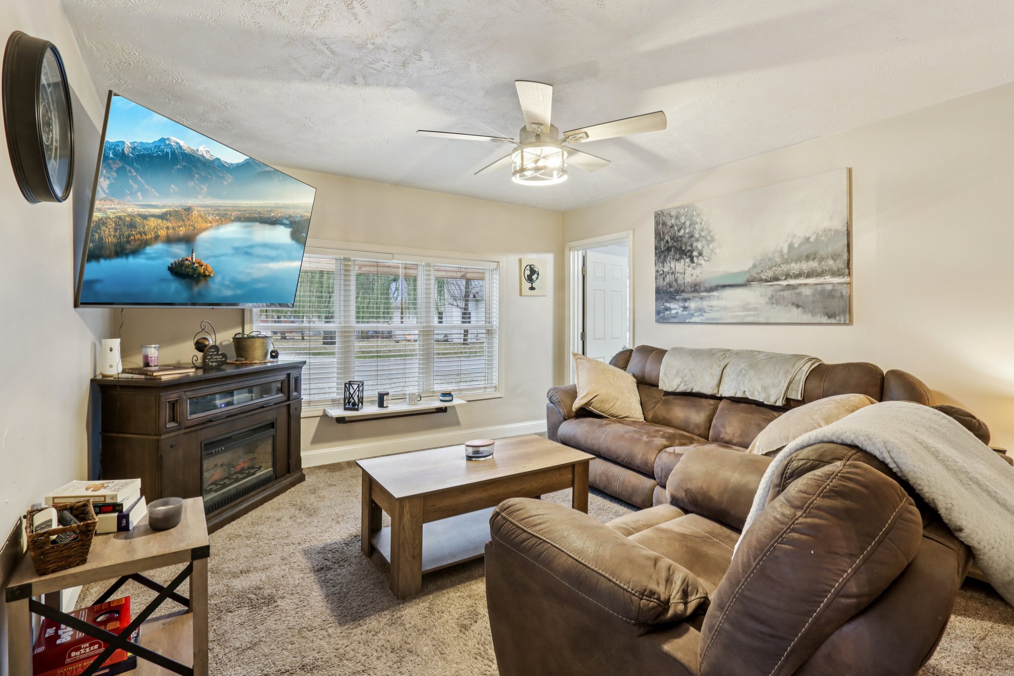 Elm Ave-S1911-007.jpg