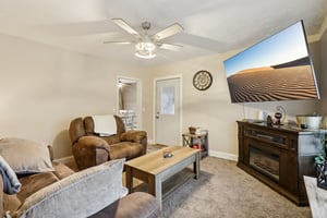 Elm Ave-S1911-008.jpg