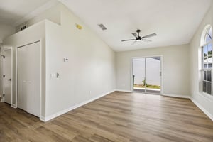 Horizon Dr-S1909-014.jpg