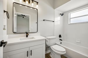 Horizon Dr-S1909-025.jpg