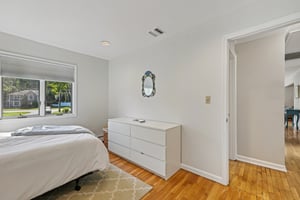 Kings Hwy-S1009-031.jpg